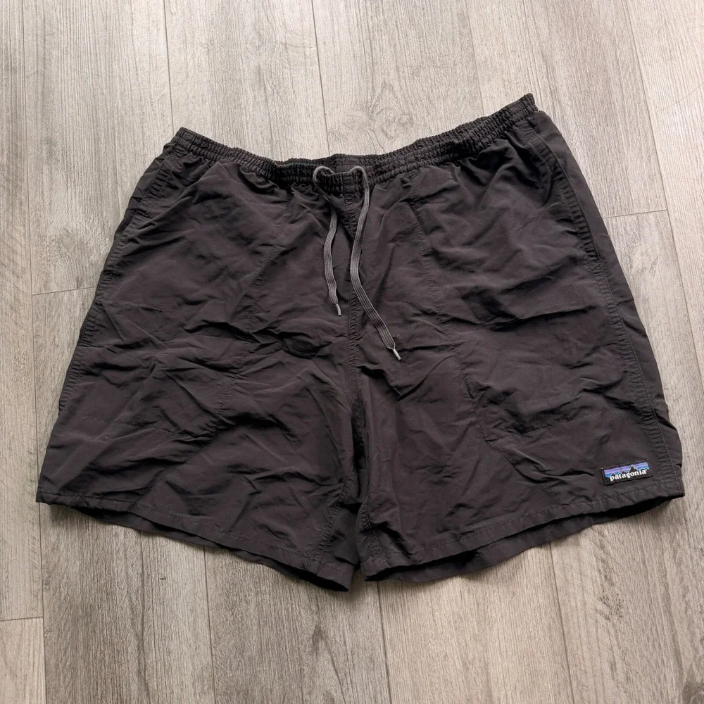 Patagonia Mens XL Black Baggies Shorts Nylon Mesh Lined Swim Hiking Outdoor